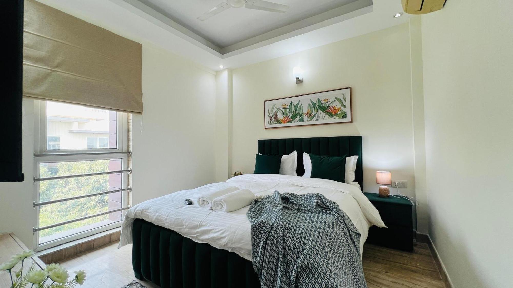 Hotel Olive Serviced - New Friends Colony New Delhi